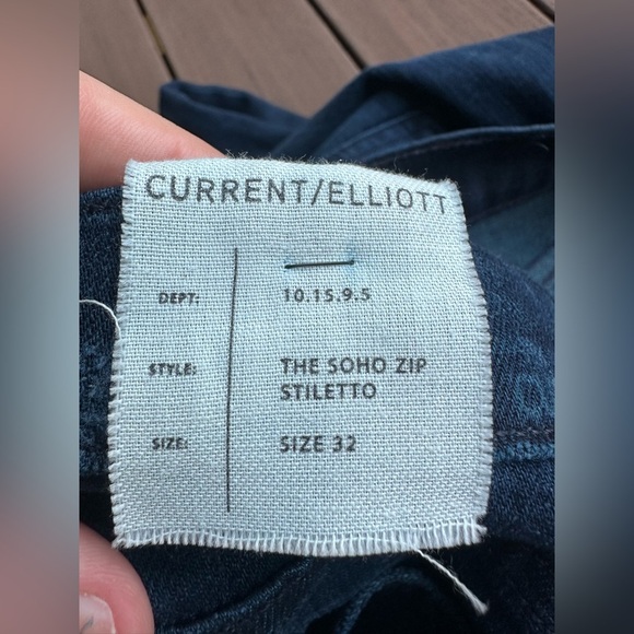 NWT Current Elliott The soho zip stiletto in torrent dark wash size 32 - Picture 3 of 9